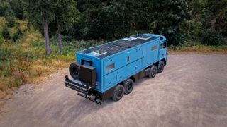Durchstieg Fahrerhaus zu Wohnkabine